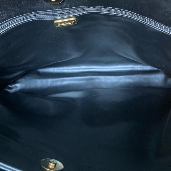 Bally Quilted Matelasse Leather Chain Shoulder Tote - Picture 12 of 13